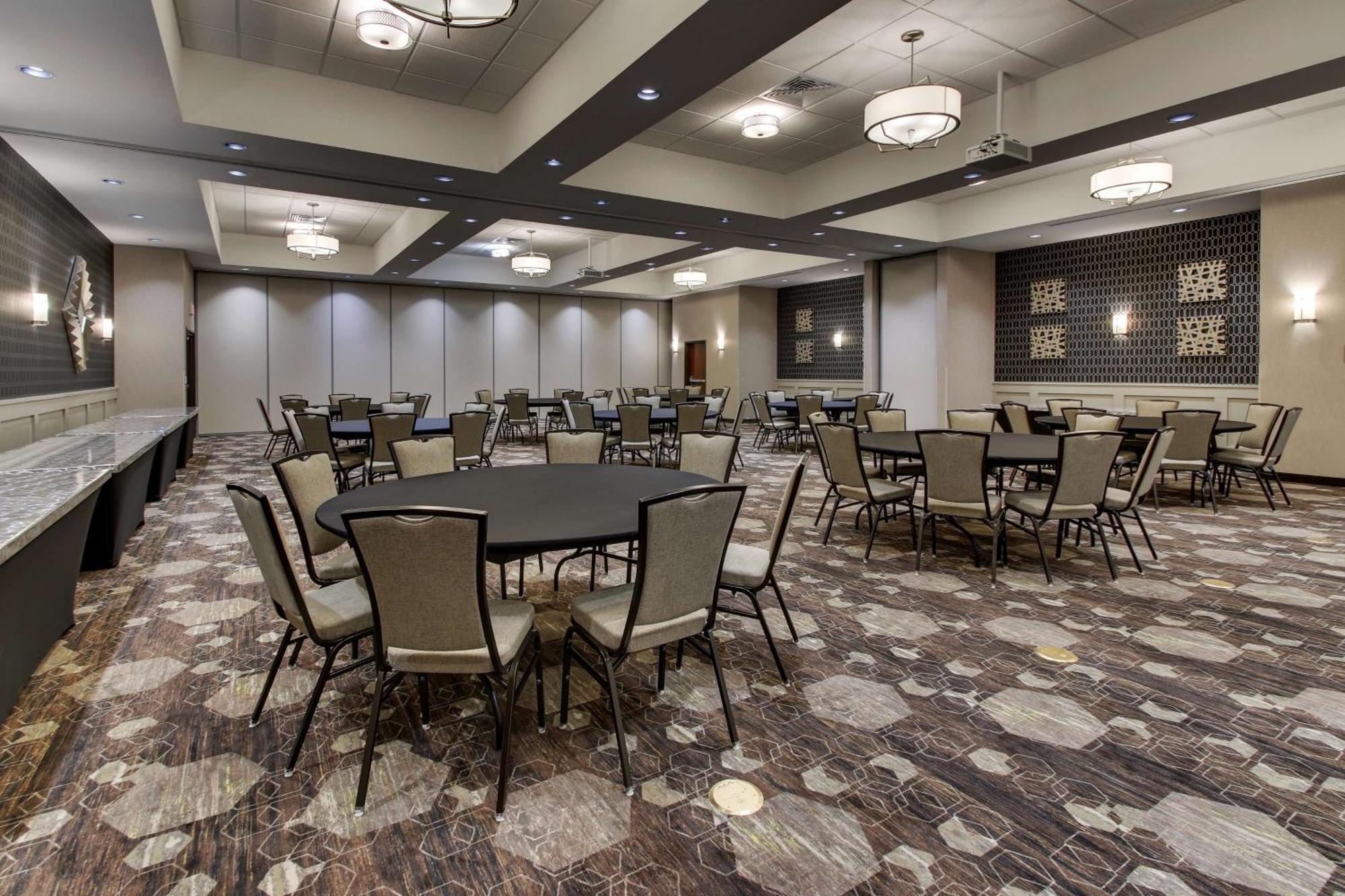 Drury Plaza Hotel Dallas リチャードソン エクステリア 写真