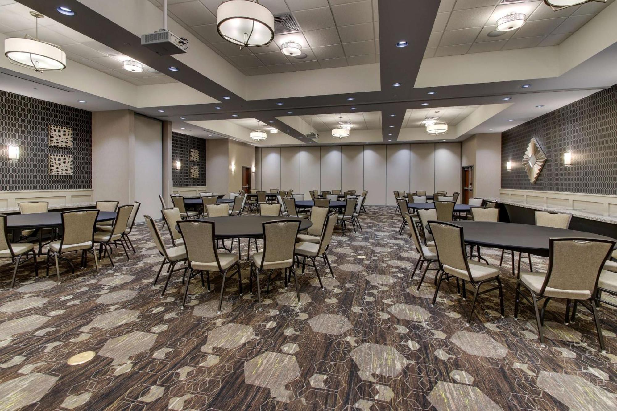 Drury Plaza Hotel Dallas リチャードソン エクステリア 写真