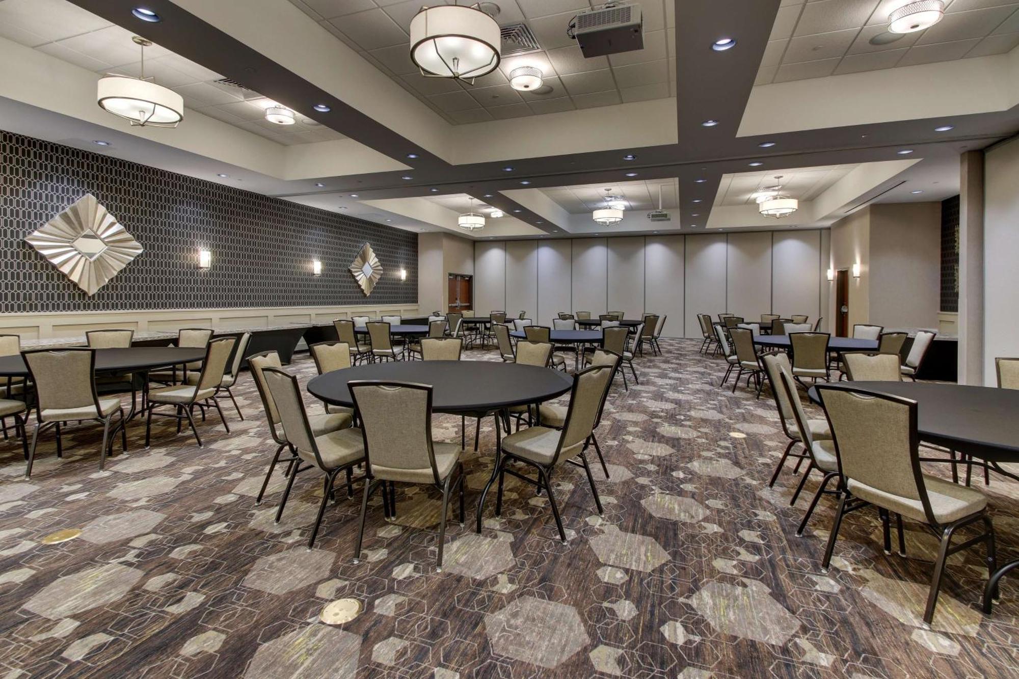Drury Plaza Hotel Dallas リチャードソン エクステリア 写真