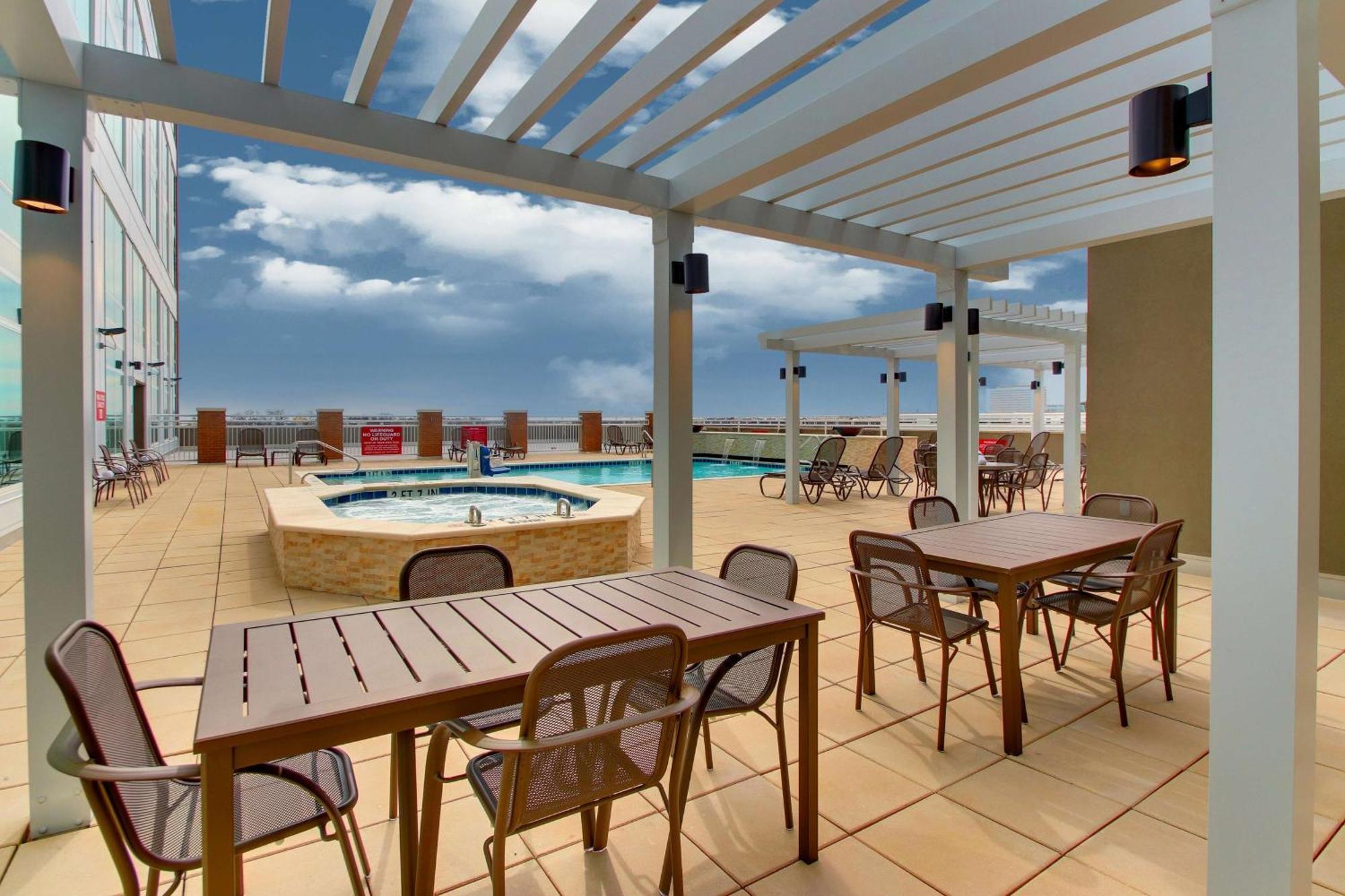Drury Plaza Hotel Dallas リチャードソン エクステリア 写真