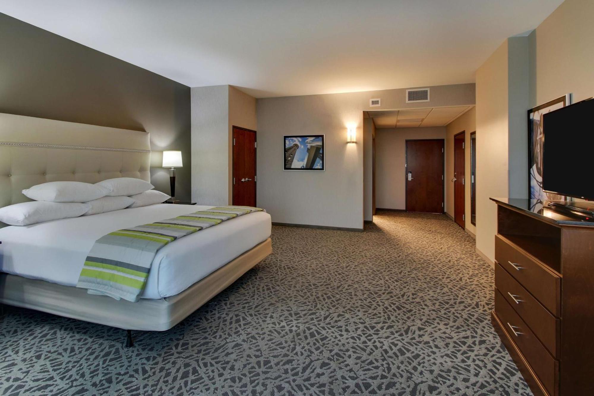 Drury Plaza Hotel Dallas リチャードソン エクステリア 写真