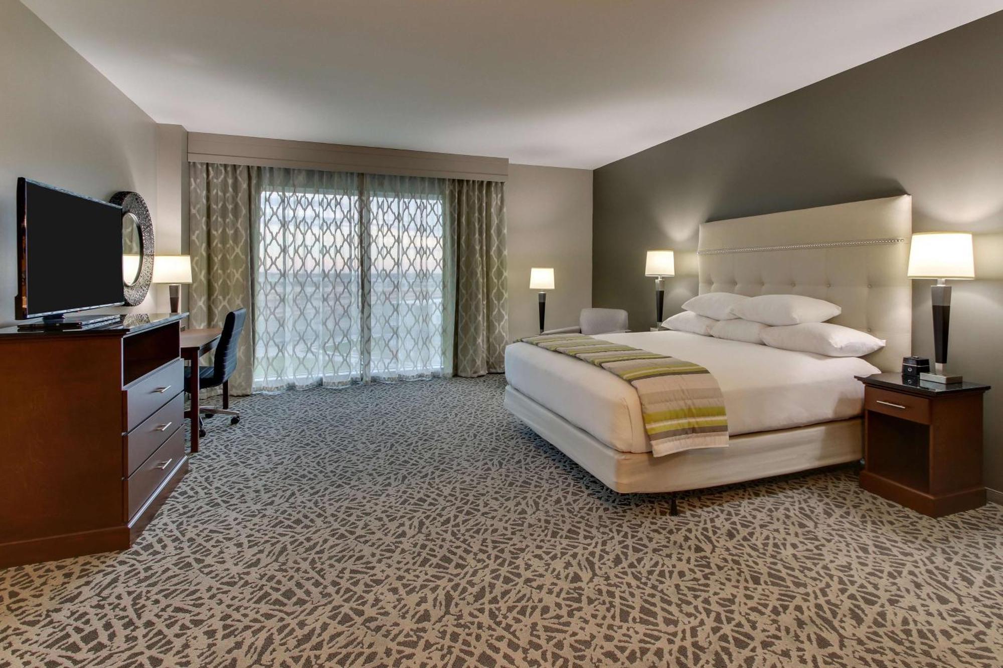 Drury Plaza Hotel Dallas リチャードソン エクステリア 写真