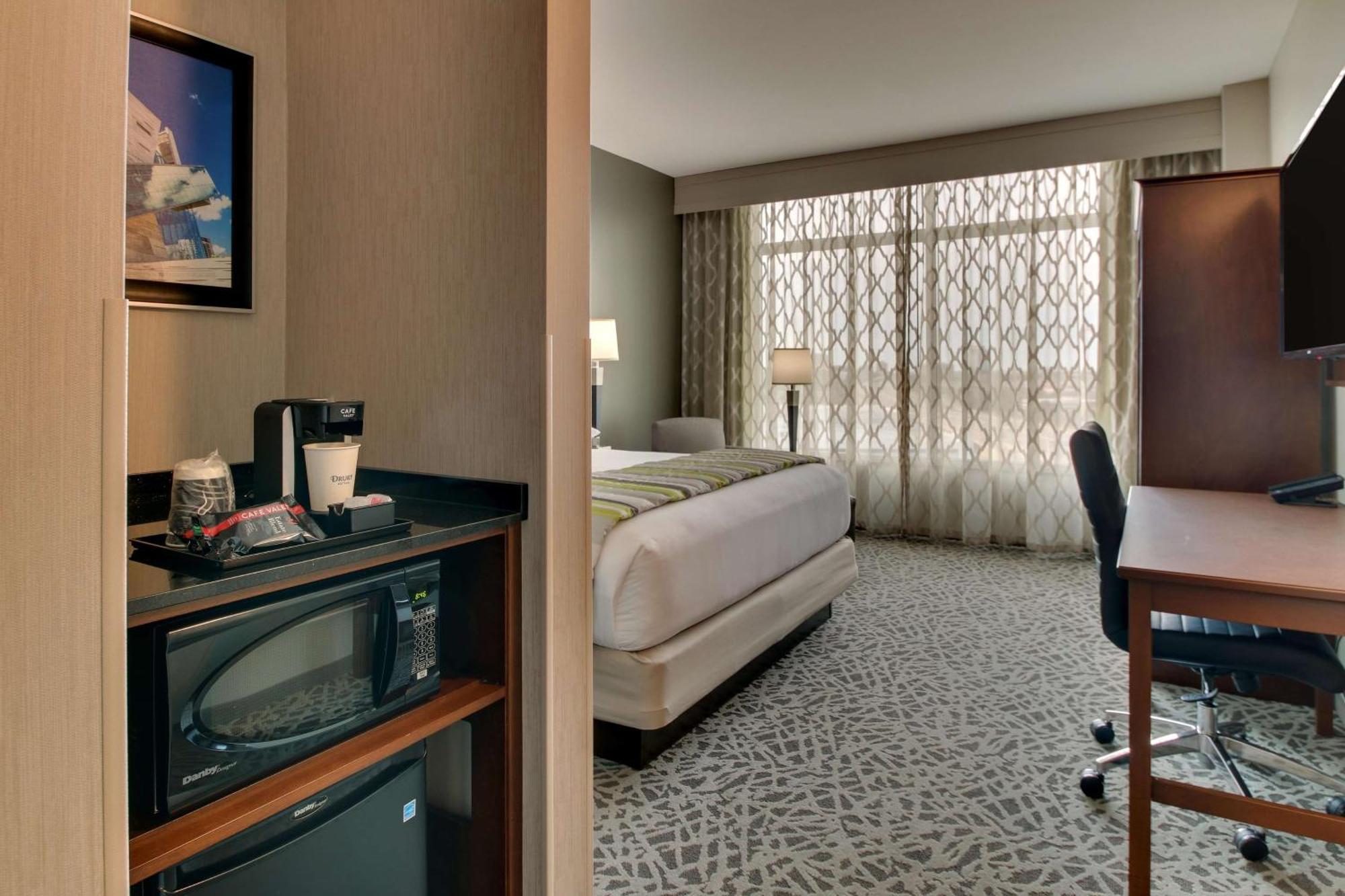 Drury Plaza Hotel Dallas リチャードソン エクステリア 写真